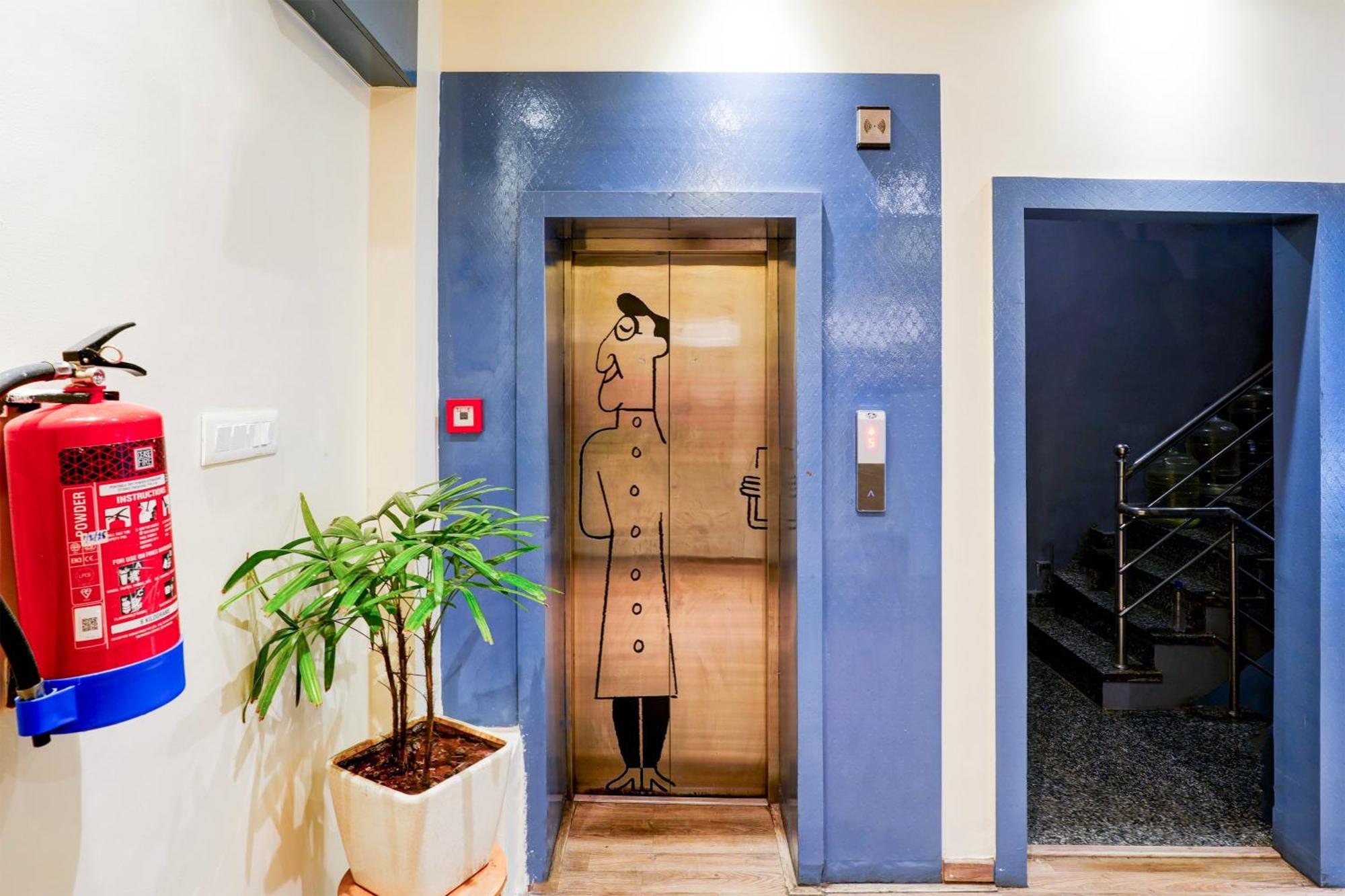 Hotel Super Townhouse Jayanagar Bangalore Esterno foto